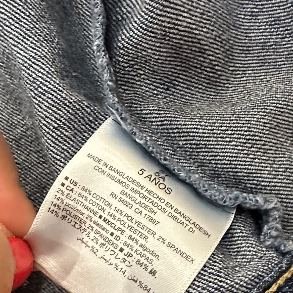Old Navy Girl’s 5T Dark Blue Denim Vest Snap Front - Picture 4 of 5